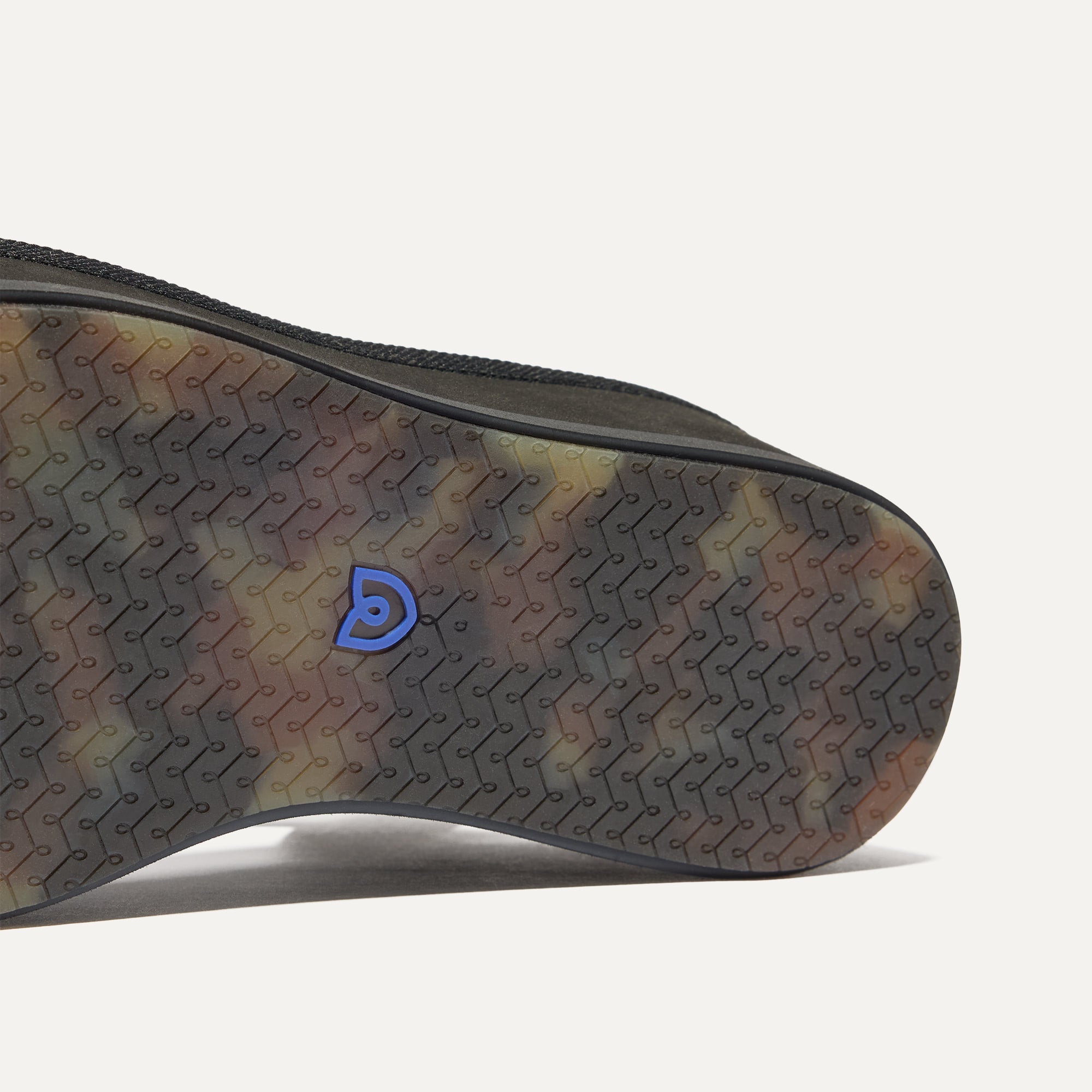 The Criss–Cross Lightweight Wedge Sandal - Black - Image 7