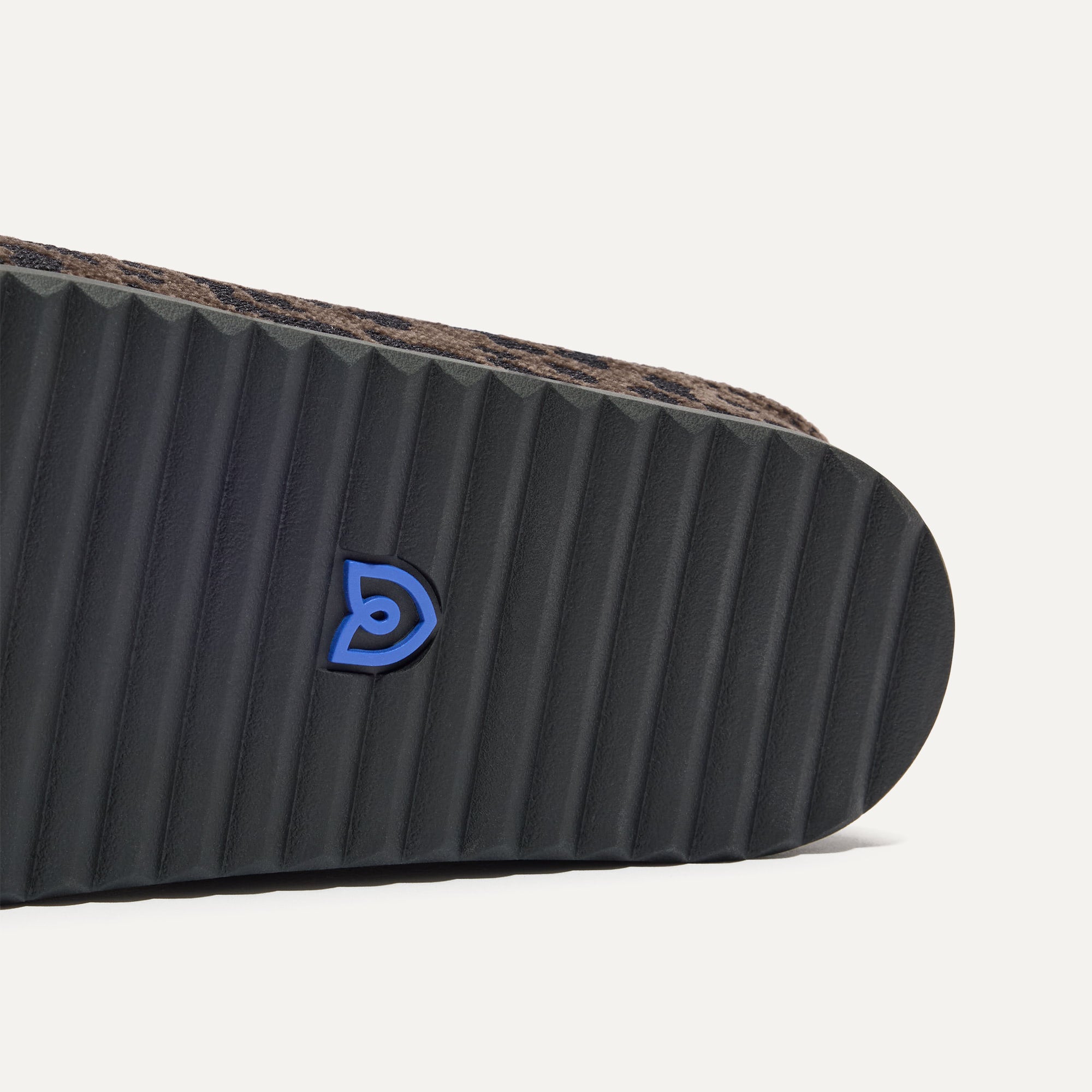 The ReVelvet™ Casual Clog - ReVelvet™ Cheetah - Image 7